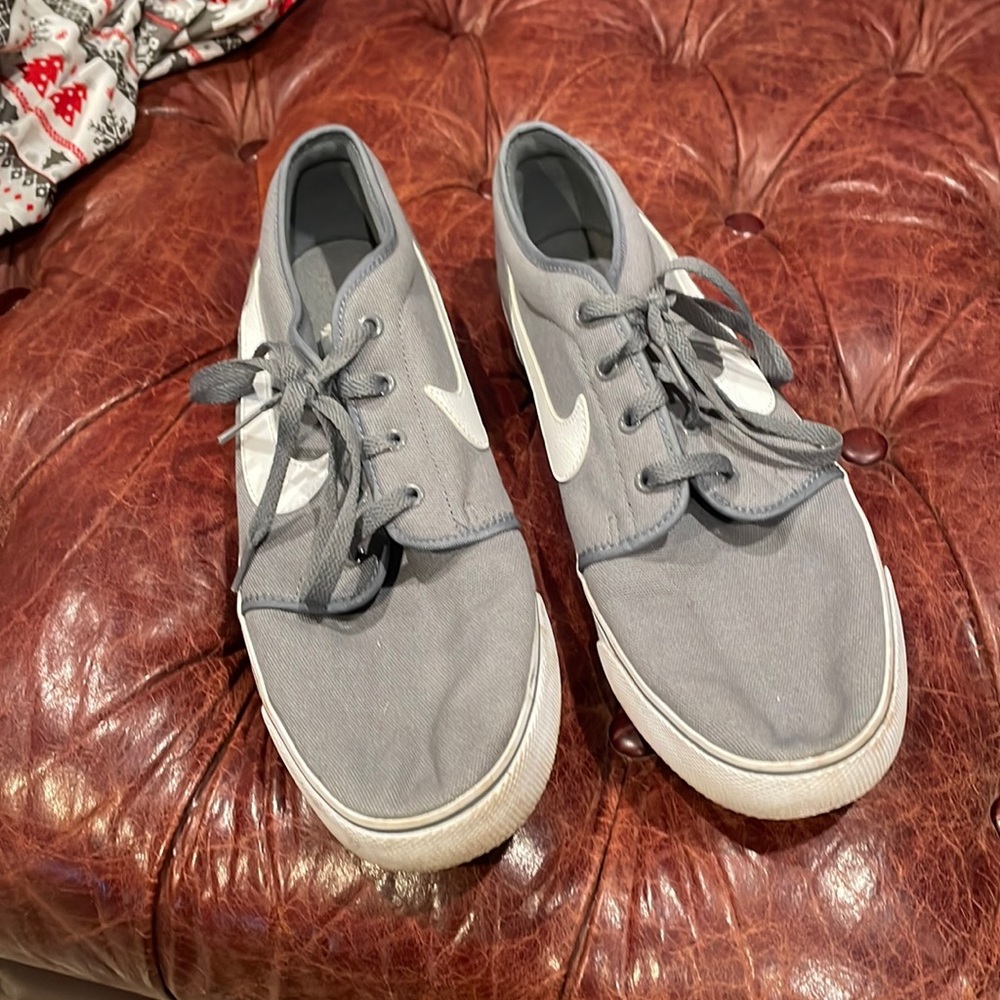 Mens Nike canvas